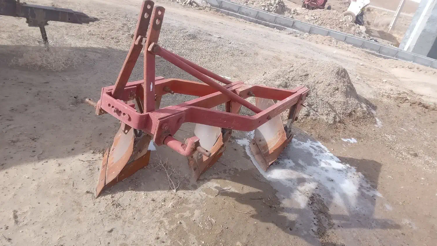 گاو آهن|ابزارآلات|قیدار, |دیوار