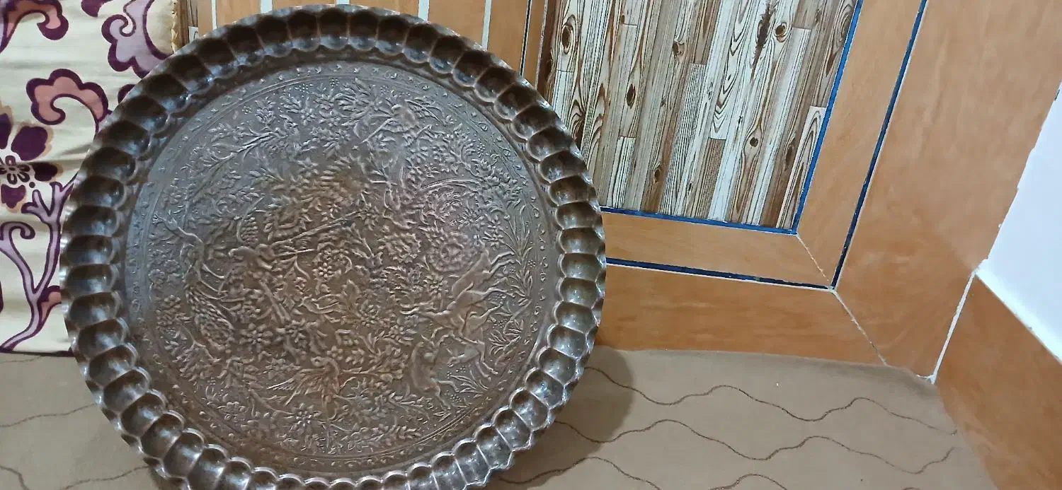 سلام سینی قلم زده برجسته|کلکسیون اشیاء عتیقه|آبپخش, |دیوار