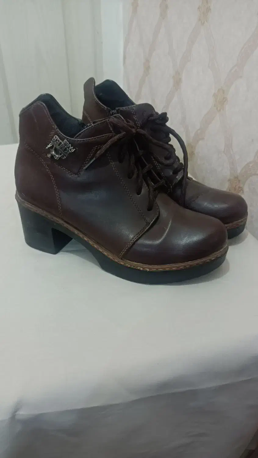 نیم بوت سایز ۳۸|کیف، کفش، کمربند|خرم‌آباد, |دیوار