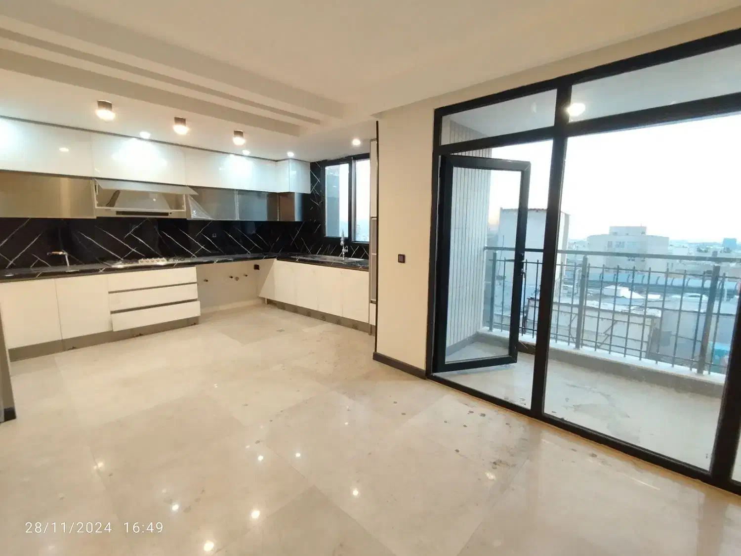 ۱۷۰ متر رویایی۲پارکینگه