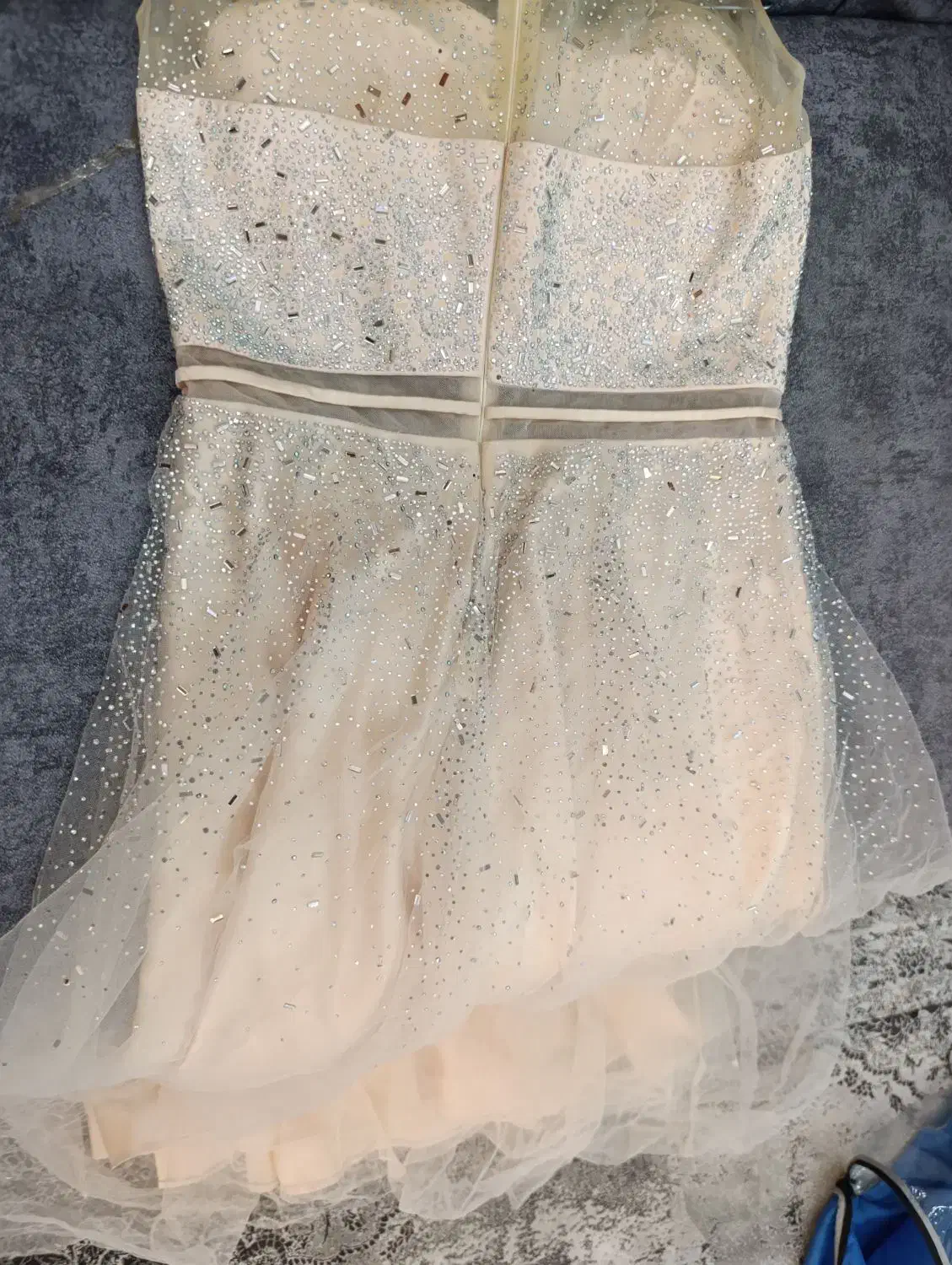 لباس مجلسی نگینی|لباس|شیراز, تندگویان|دیوار