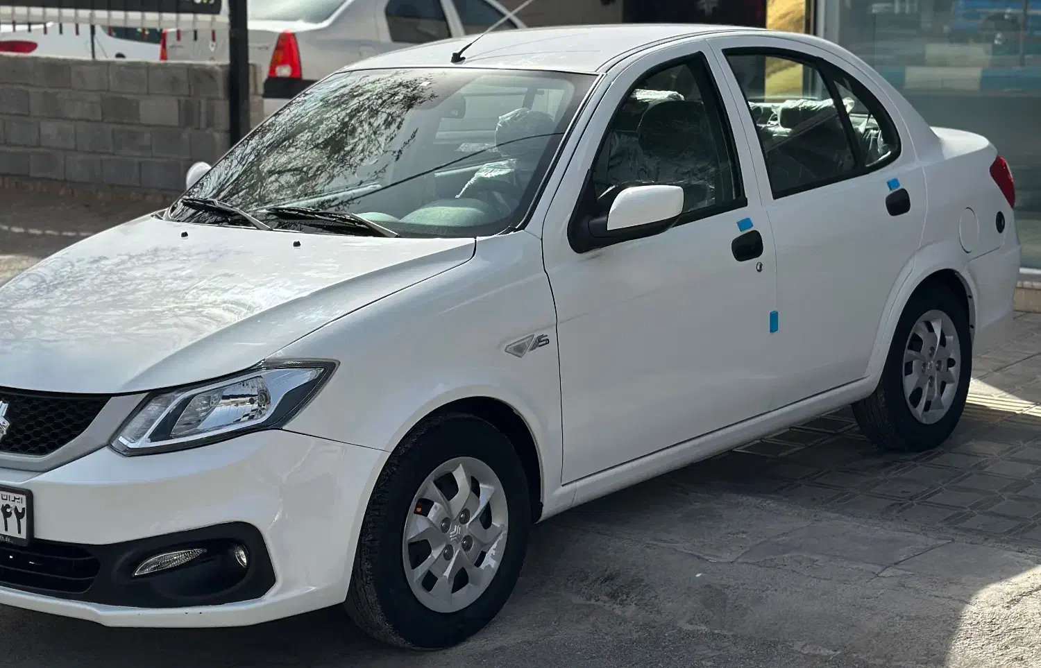 ساینا دوگانه کارخانه مدل ۱۴۰۳|خودرو سواری و وانت|تربتحیدریه, ۴۵ متری|دیوار