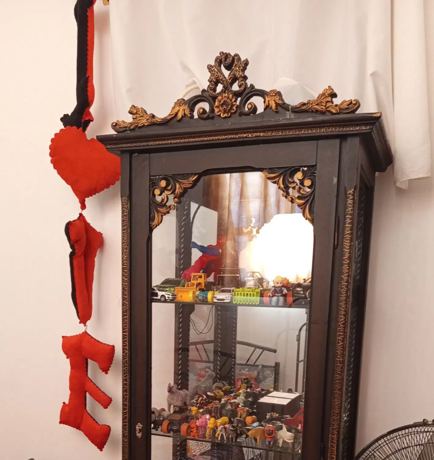 بوفه در حد نو|بوفه، ویترین، کنسول|سیرجان, |دیوار