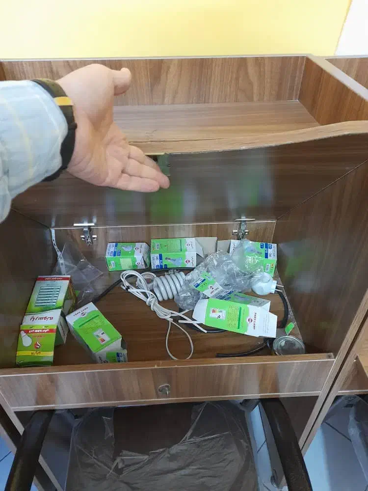 میز مطالعه میز تحریر استاندارد اصولی با کیفیت|میز تحریر و کامپیوتر|گرگان, |دیوار