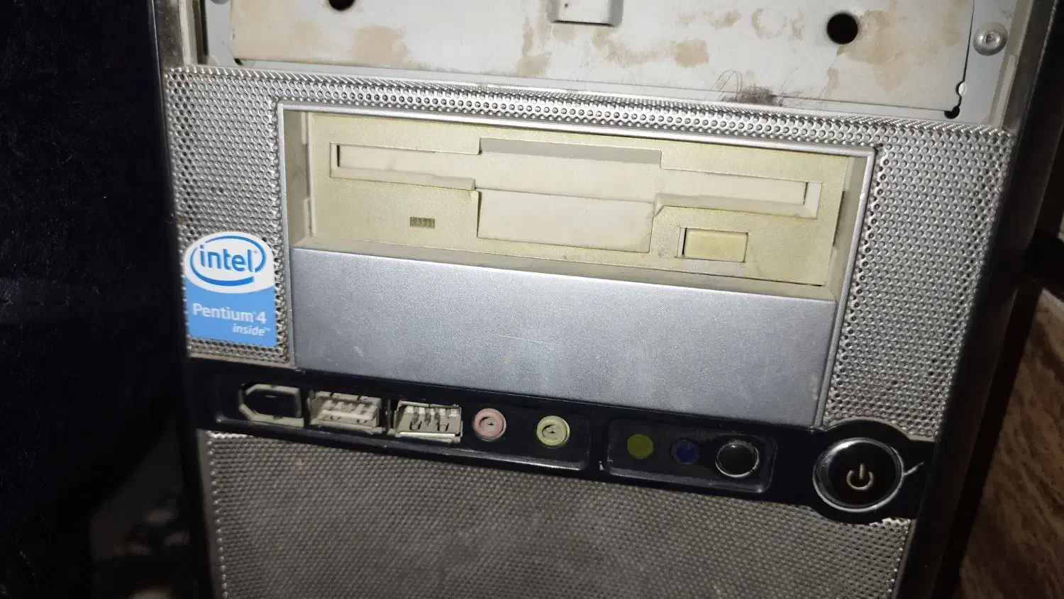 تعمیر کامپیوتر میخوام|خدمات رایانهای و موبایل|زاهدان, |دیوار