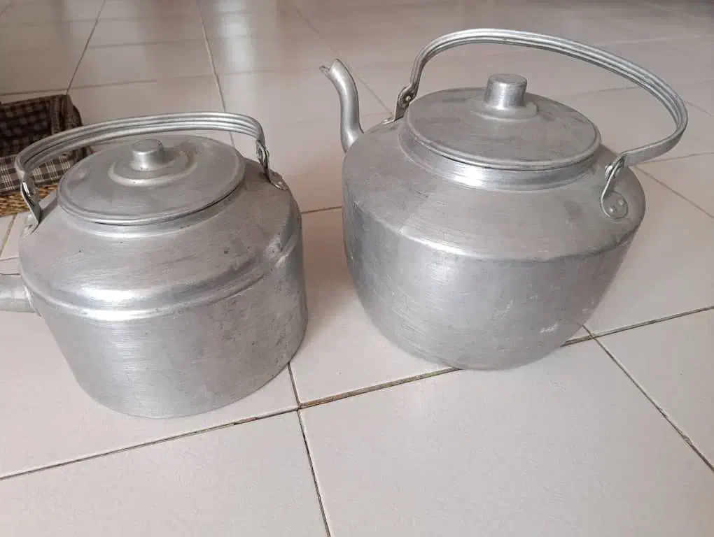 کتری بزرگ|قوری، کتری، قهوهساز دستی|اسلامشهر, شهرک محمدیه|دیوار