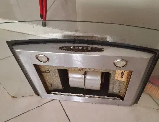 هود|هود|مشکین‌دشت, |دیوار