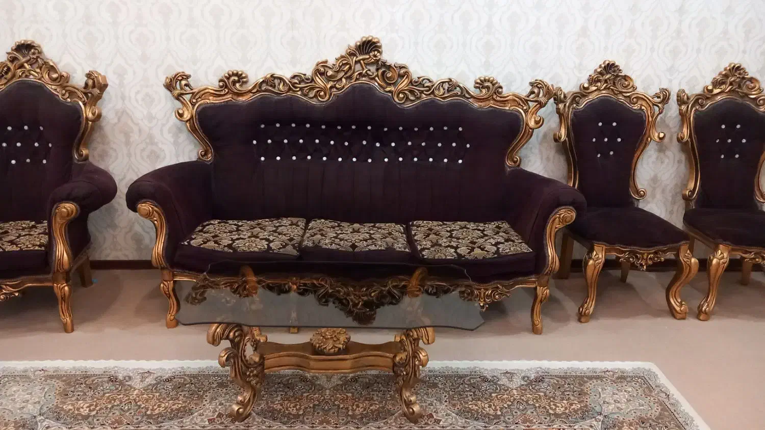 مبل ۹ نفره سلطنتی|مبلمان خانگی و میز عسلی|قدس, شهر‌قدس|دیوار