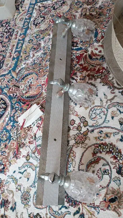 یک عدد لوستر متری + لوستر کوچک برای سرویس بهداشتی|لوستر و چراغ آویز|مشهد, کوه سنگی|دیوار