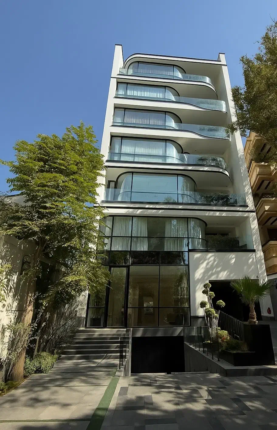 پیش فروش آپارتمان های ۲۴۰متر و ۴۴۰متر در شهریار|پیش‌فروش املاک|شهریار, شهریار|دیوار