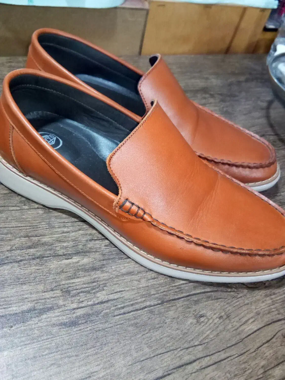 کفش چرم نو یه بارپاخورده سایز43|کیف، کفش، کمربند|رشت, کوی فکوری|دیوار