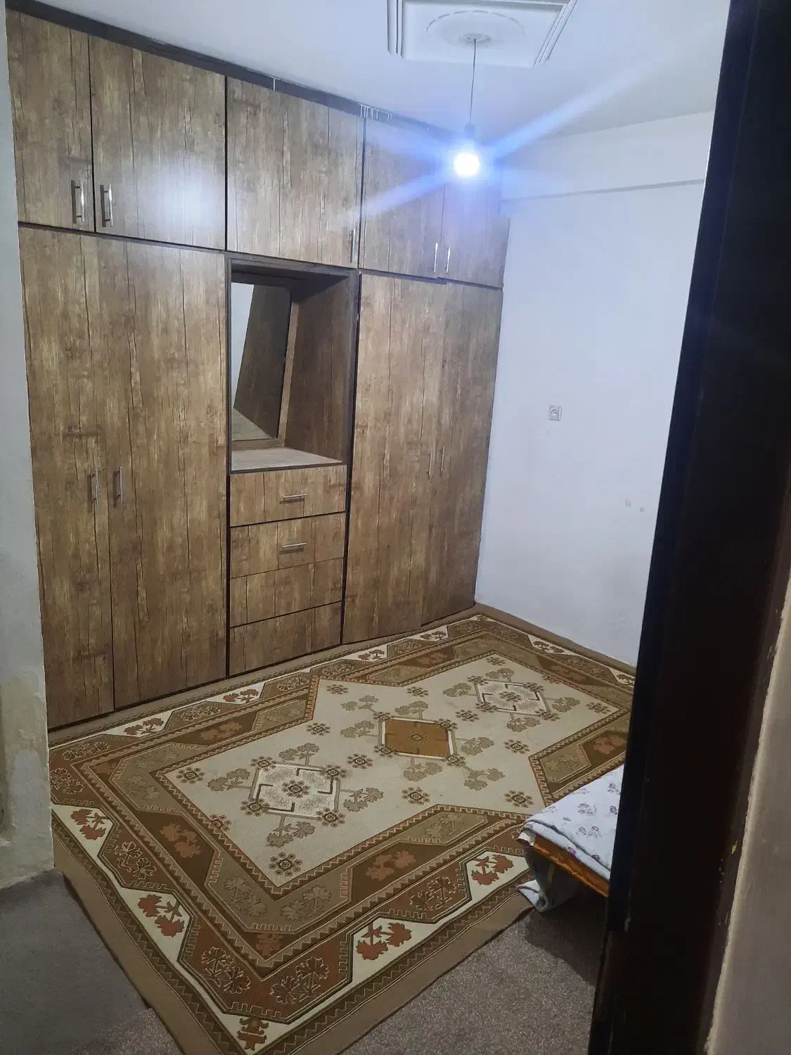 سوئیت اجاره روزانه نزدیک به حرم خیابان طبرسی|اجارهٔ کوتاه‌مدت آپارتمان و سوئیت|مشهد, رسالت|دیوار