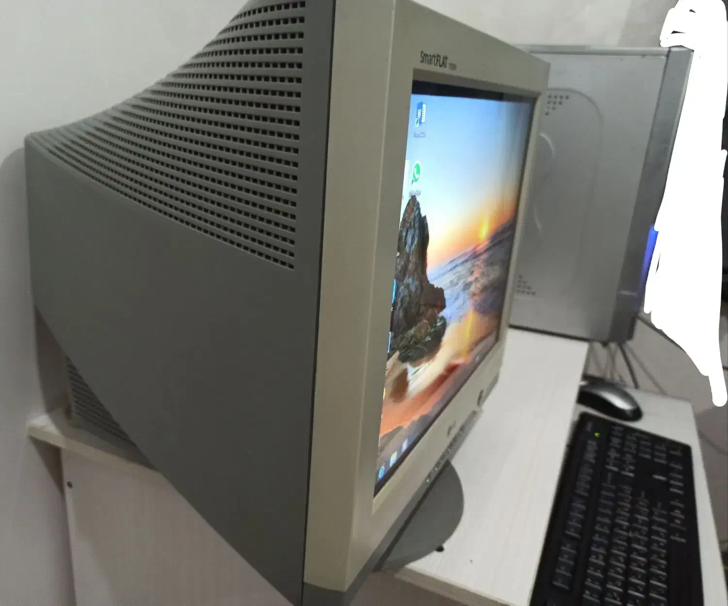 کامپیوتر خونگی قدیمی|رایانه رومیزی|شوشتر, |دیوار