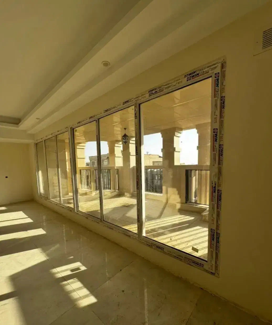 علوی 270 متر آپارتمان 4 خواب دو پارکینگ|فروش آپارتمان|خرمآباد, |دیوار