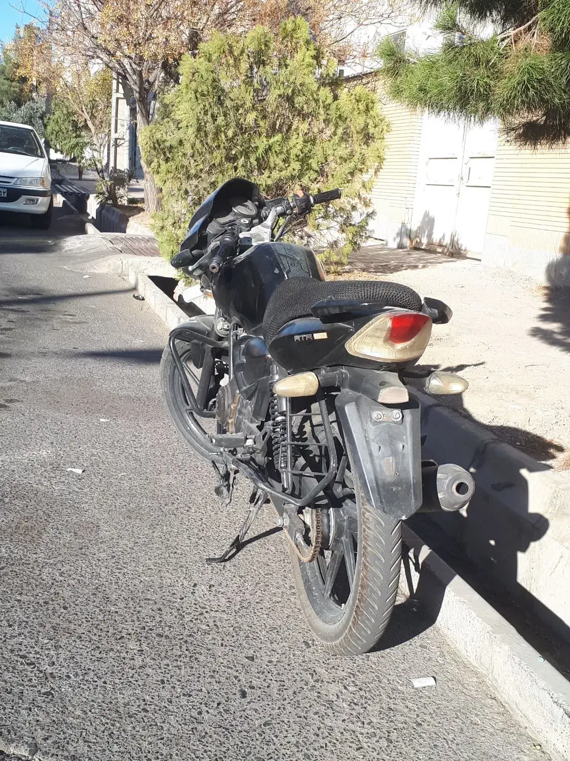 آپاچی مشکی مدل۹۰|موتورسیکلت|بیرجند, |دیوار