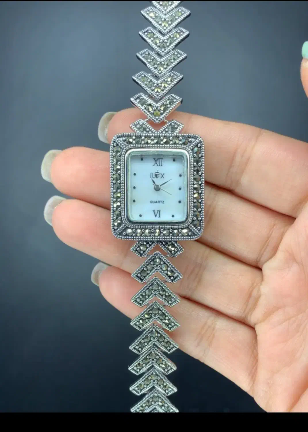 ساعت نقره|ساعت|اهر, |دیوار