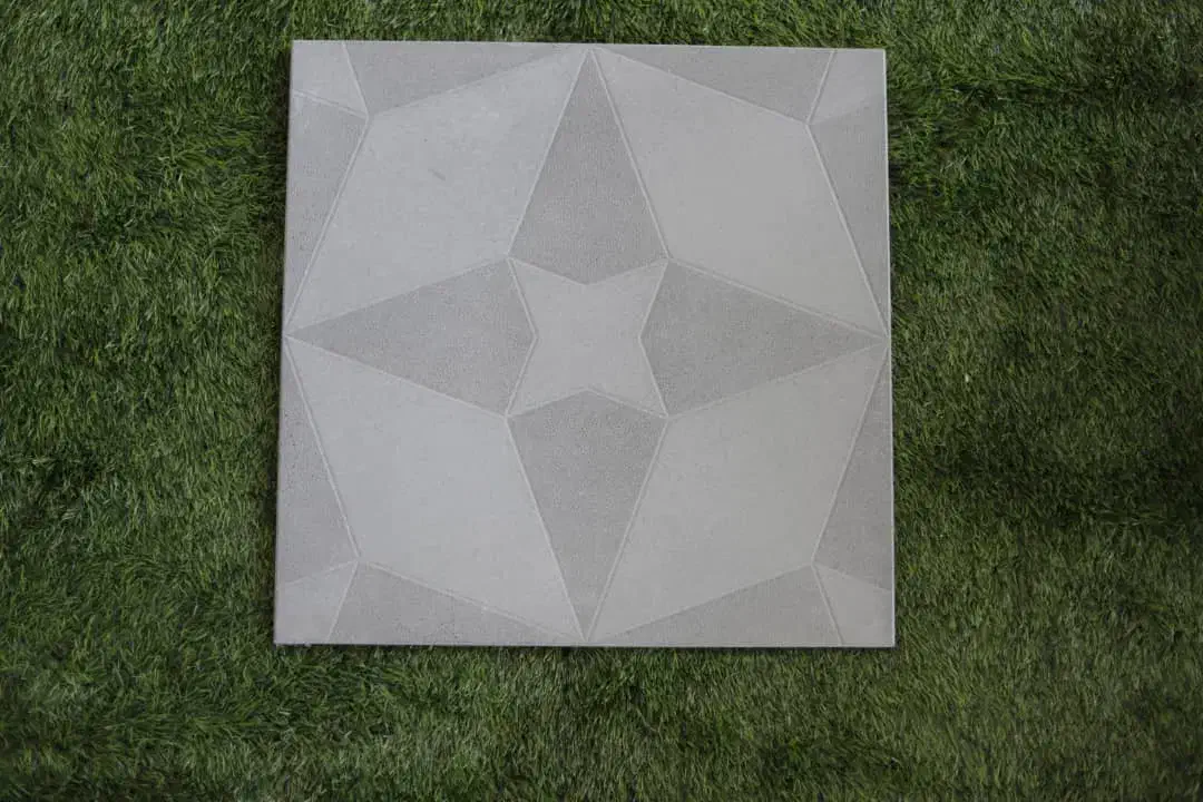 نیازمند کارگر برای موزاییک زنی پلیمری|استخدام معماری، عمران و ساختمانی|خاوران, |دیوار