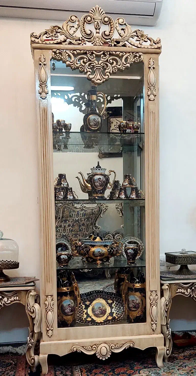 پارتیشن،پرده و میز تلویزیون|میز تلویزیون|قم, مسجد امام حسن|دیوار