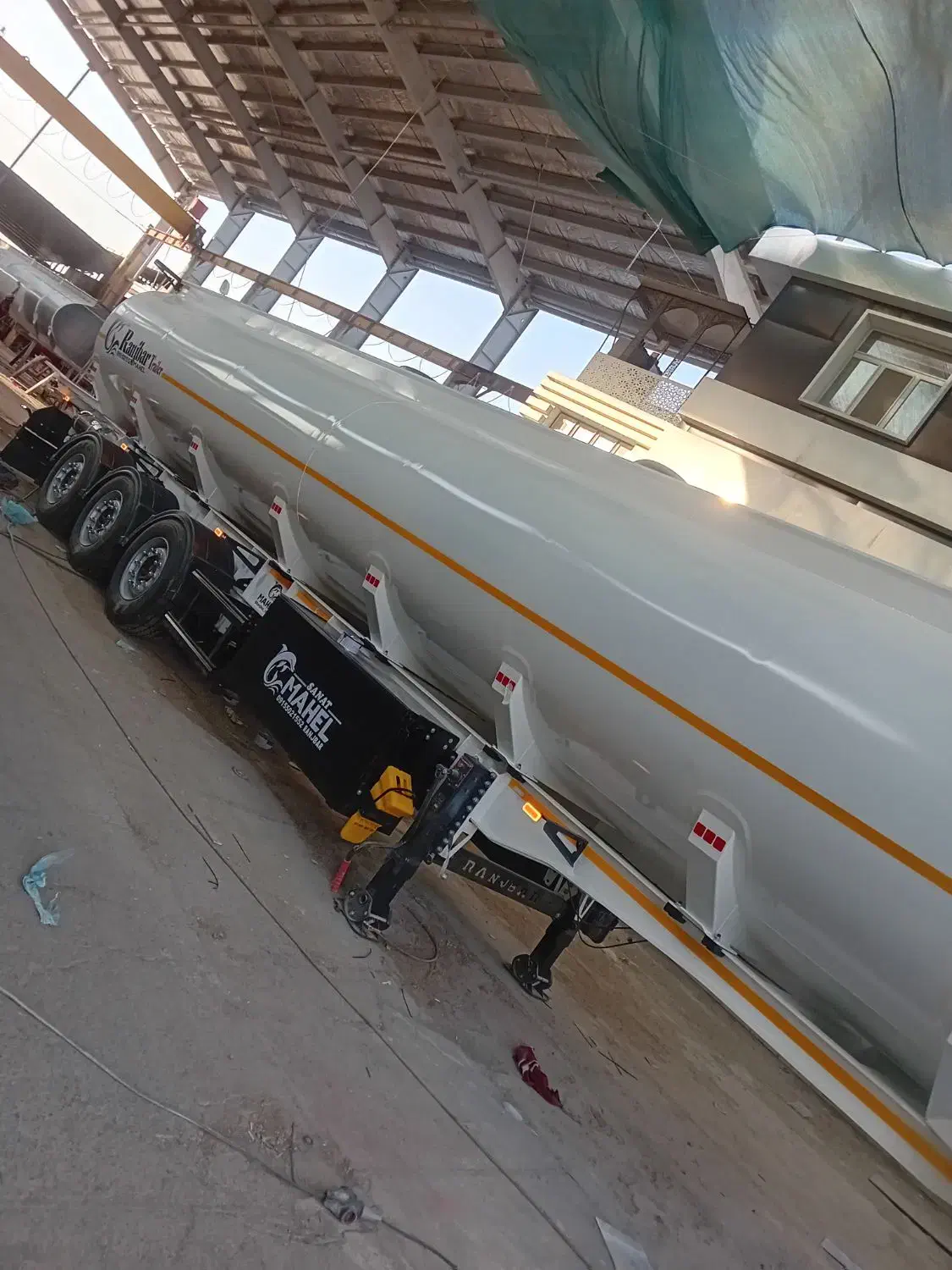 کارگرنیمه ماهر برای نقاشی تانکروکفی|استخدام صنعتی، فنی، مهندسی|ملکآباد, |دیوار