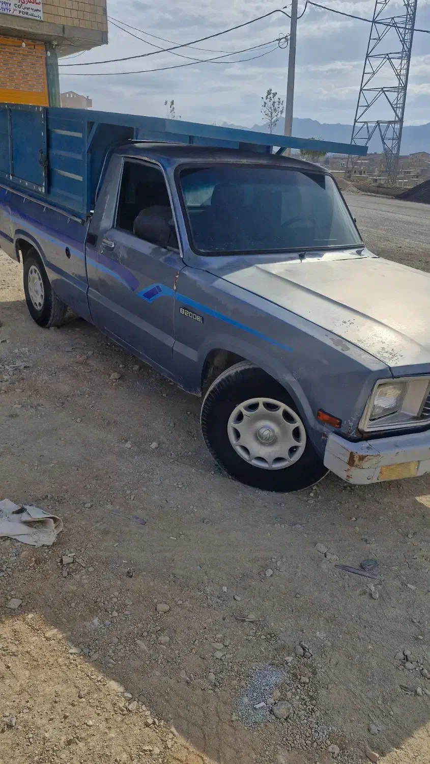 وانت مزدا ۲۰۰۰مدل ۸۳ کاربراتور اصل ژاپن|خودرو سواری و وانت|تیران, |دیوار