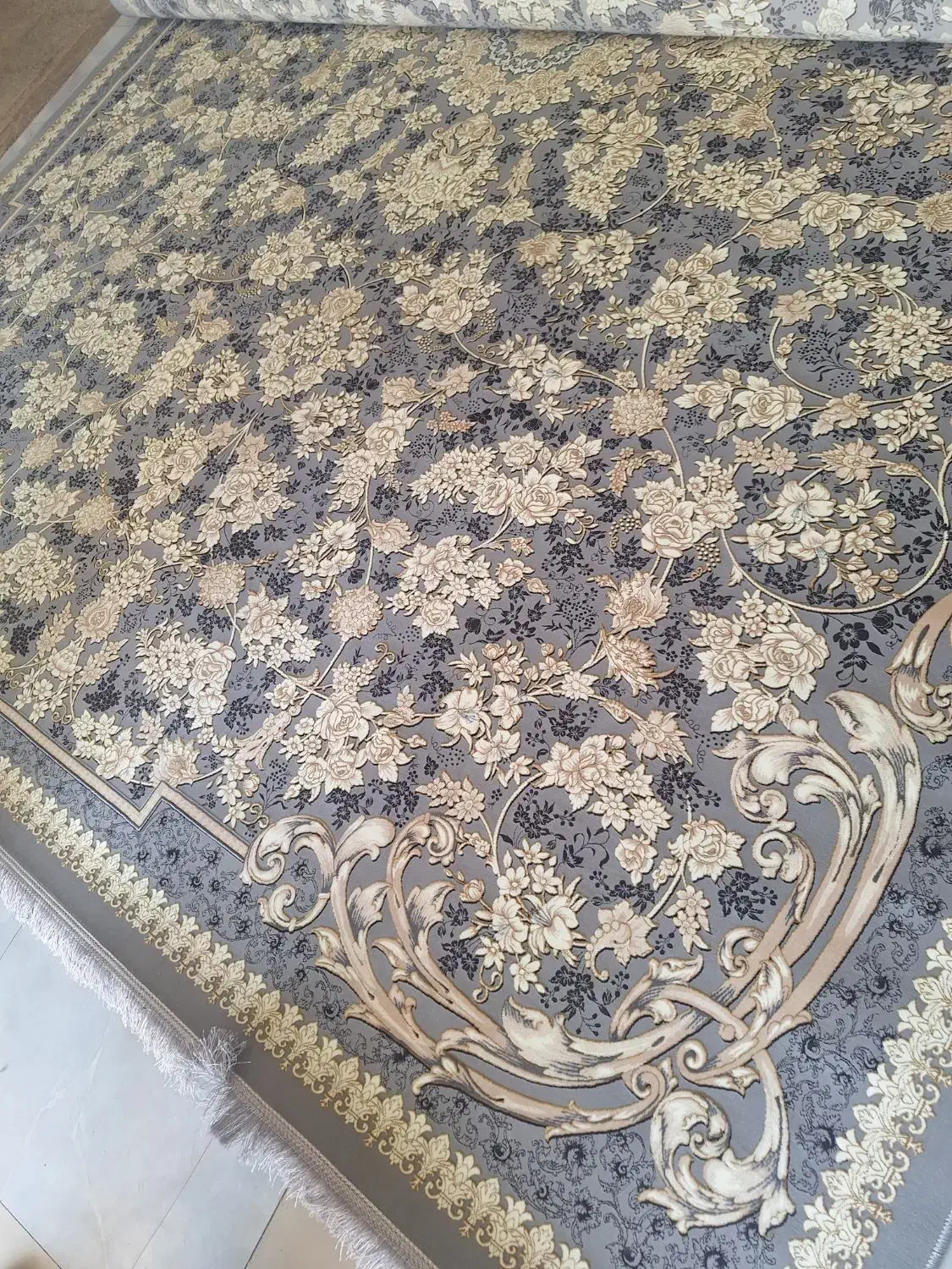 فرش زیر قیمت بازار ۱۲۰۰شانه|فرش|اصفهان, شیخ اشراق|دیوار