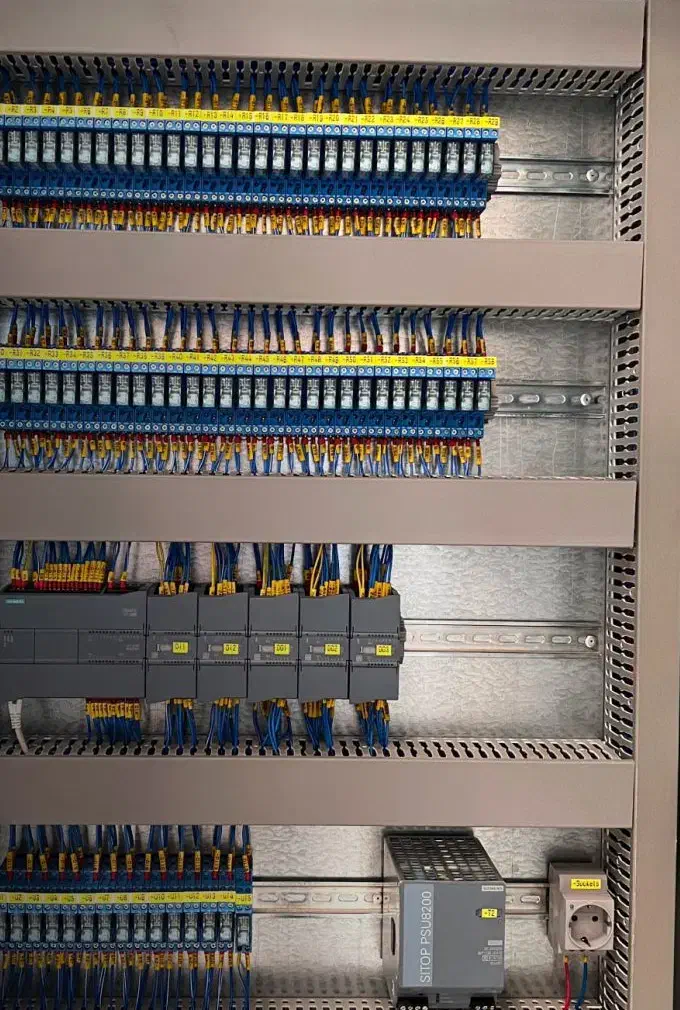 اجرای تخصصی برق صنعتی و ساختمانی اصفهان|خدمات پیشه و مهارت|لنجان, |دیوار