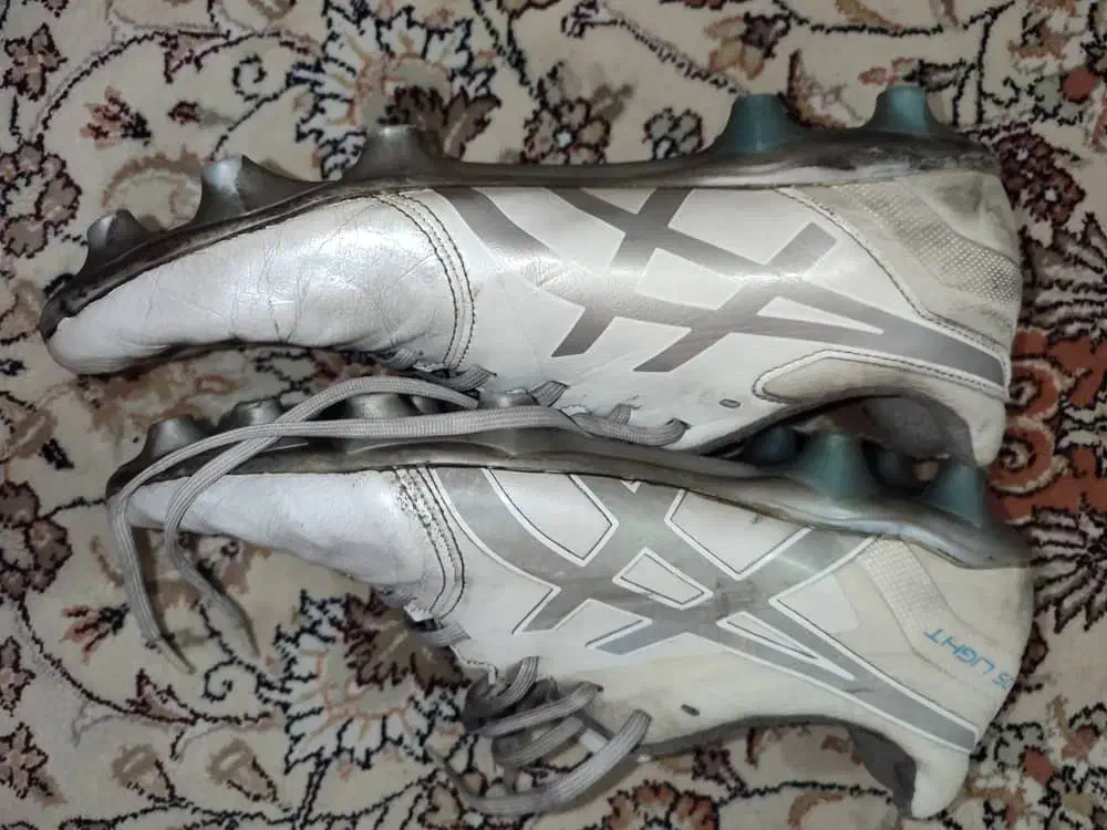 استوک فوتبال اسیکس|کیف، کفش، کمربند|همدان, |دیوار