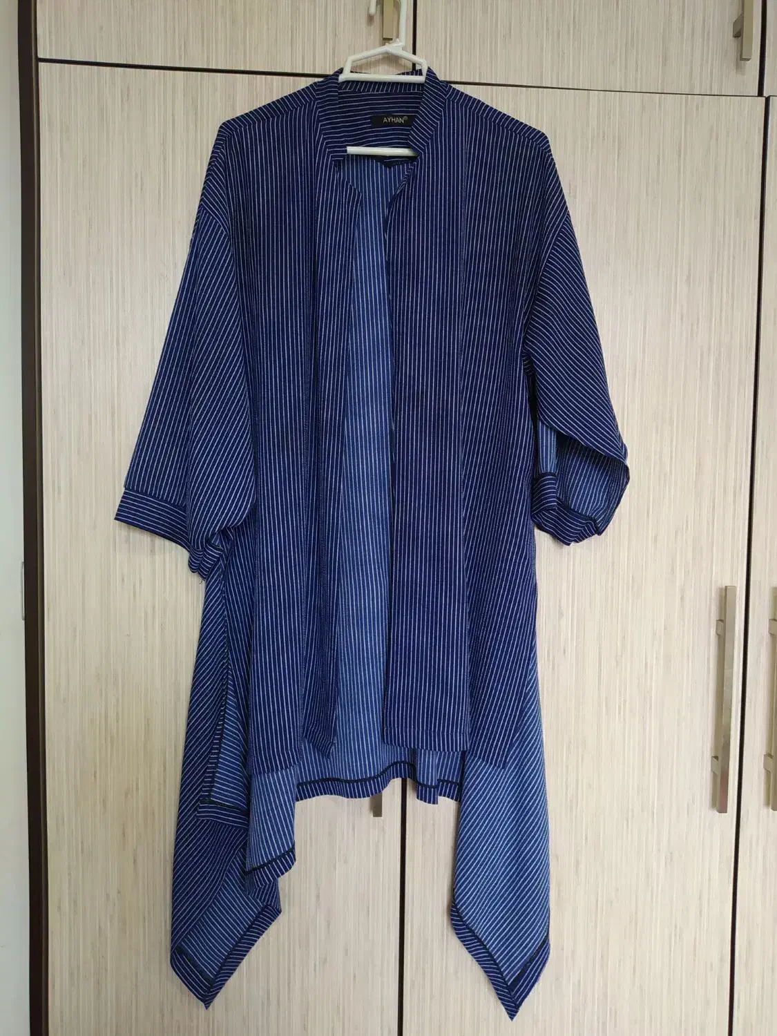 تعدادی مانتو،شال ،روسری،شلوار|لباس|رشت, استادسرا|دیوار