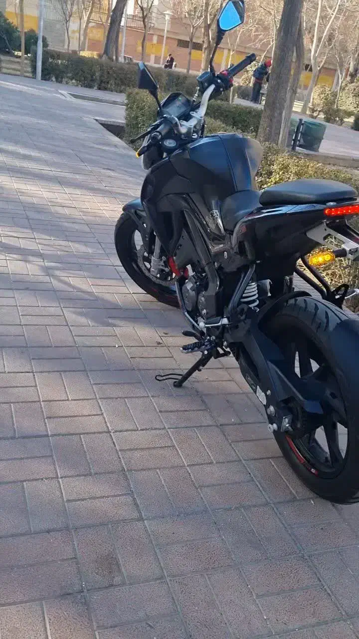 بنلی ۱۸۰ ۴۰۱|موتورسیکلت|اصفهان, مفتح|دیوار