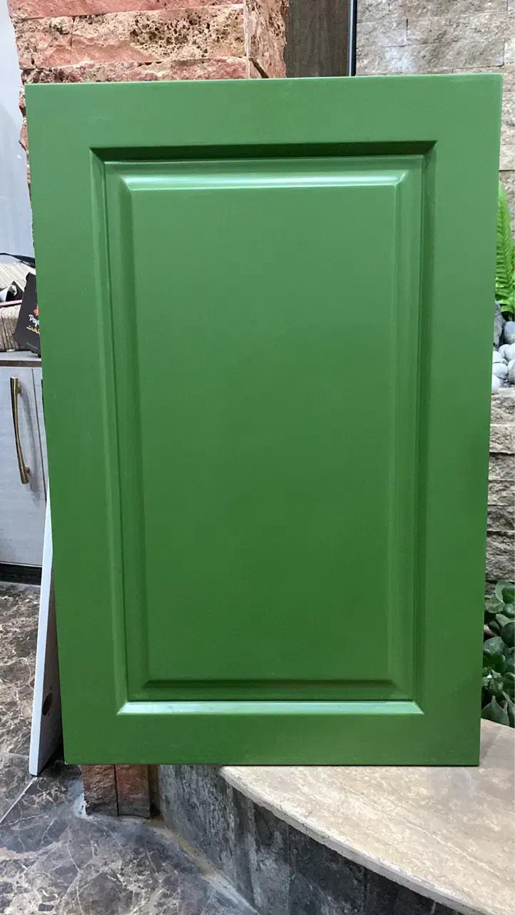 استخدام رنگکار چوب و MDF با حقوق مکفی و بیمه|استخدام معماری، عمران و ساختمانی|خاوران, |دیوار