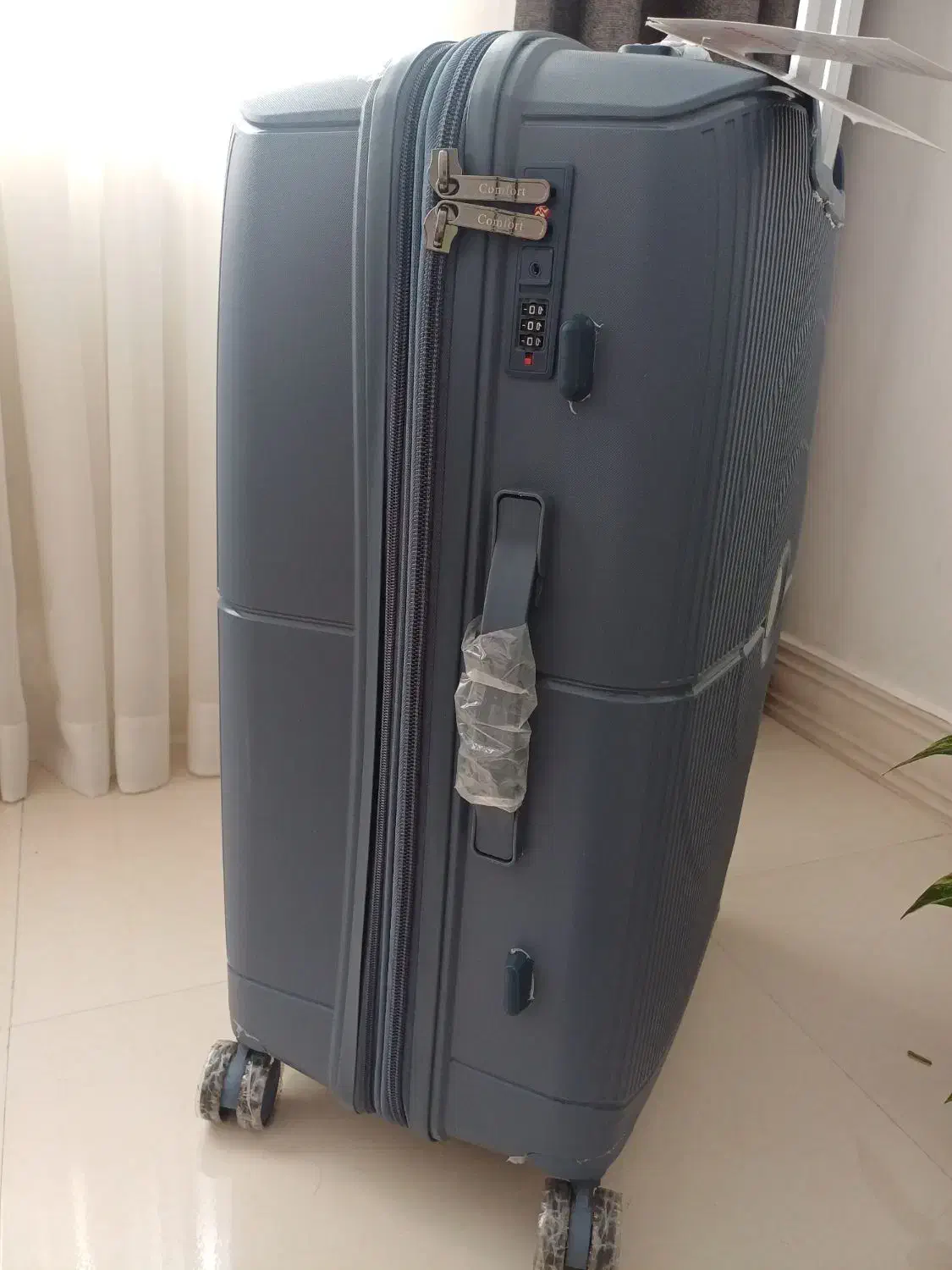 چمدون سایز بزرگ 100درصد نشکن ضد خش|کیف، کفش، کمربند|دورود, |دیوار