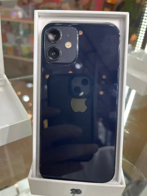 ایفون ۱۱ نرمال ۱۲۸گیگ|موبایل|شیراز, زند|دیوار