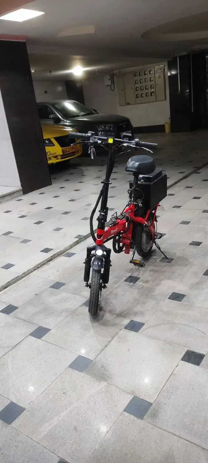 دوچرخه برقی|دوچرخه، اسکیت، اسکوتر|فردیس, منظریه|دیوار