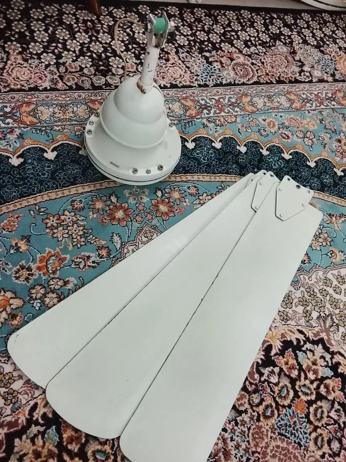 پنکه سقفی|پنکه و تصفیهکنندهٔ هوا|فولادشهر, مسکن مهر فولادشهر|دیوار