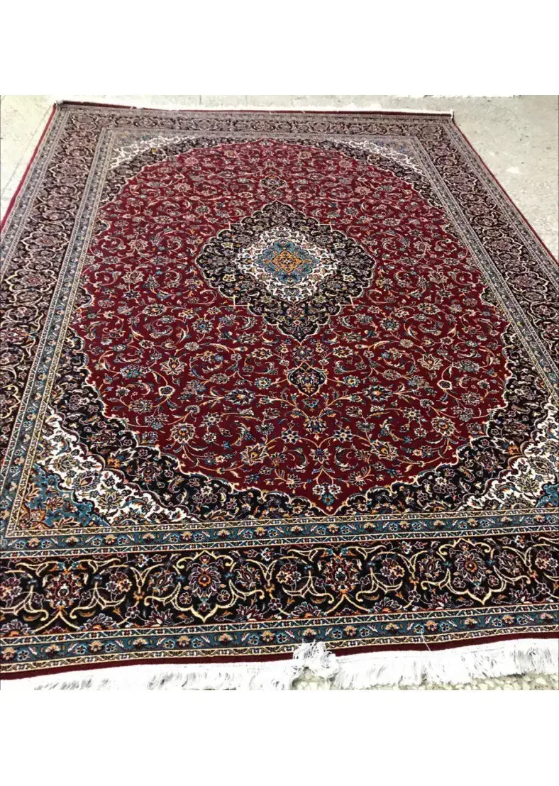 چهار عدد فرش با نقشه قدیمی|فرش|تربتحیدریه, ترمینال|دیوار