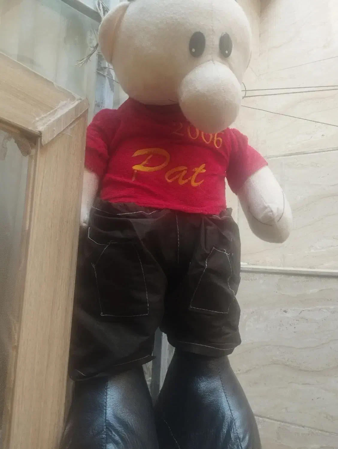 عروسک. بزرگ‌کوچیک|اسباب‌‌بازی|قدس, شهر‌قدس|دیوار