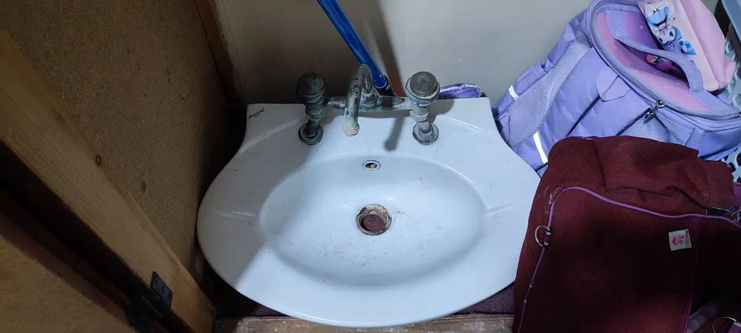 روشویی بزرگ و سالم به همراه شیر مخلوط|لوازم سرویس بهداشتی|اهواز, کمپلو شمالی|دیوار