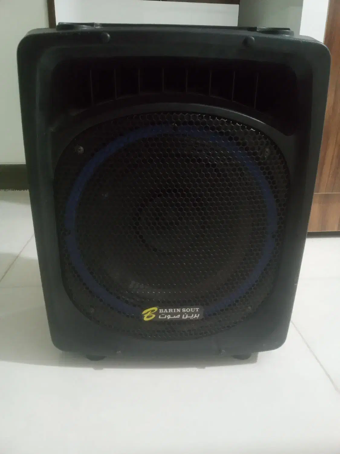 بلندگو با میکروفن بی سیم|پخش‌کننده همراه|یزد, |دیوار