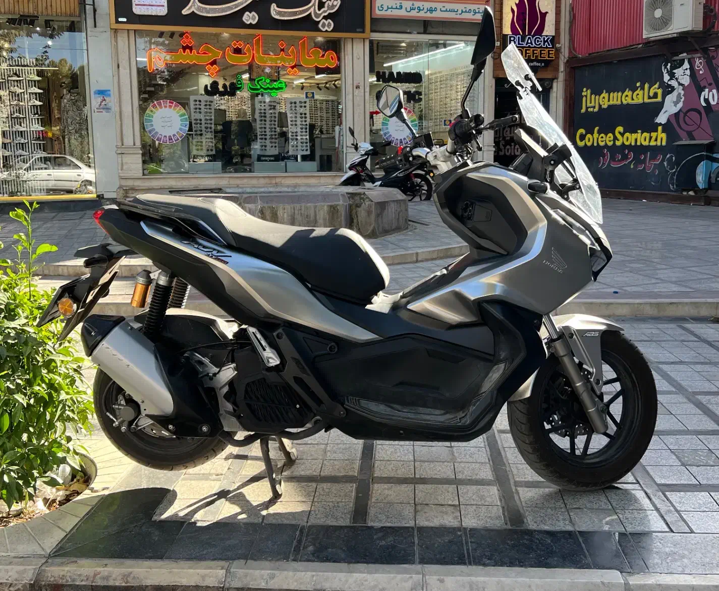 موتور سیکلت کبیر adv150cc 1404|موتورسیکلت|خرم‌آباد, |دیوار