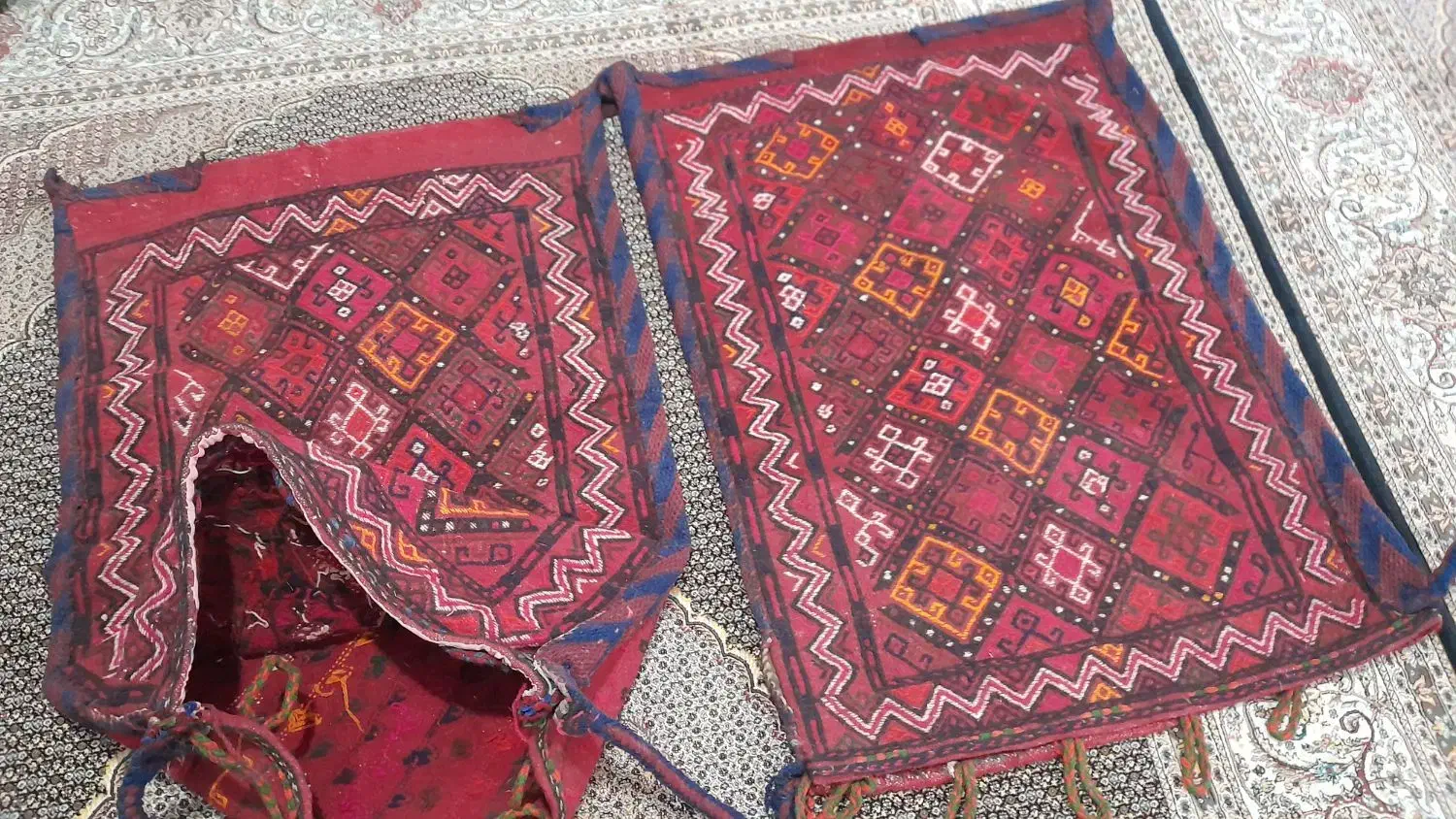 خورجین. قالی|گلیم، جاجیم، گبه|تبریز, |دیوار