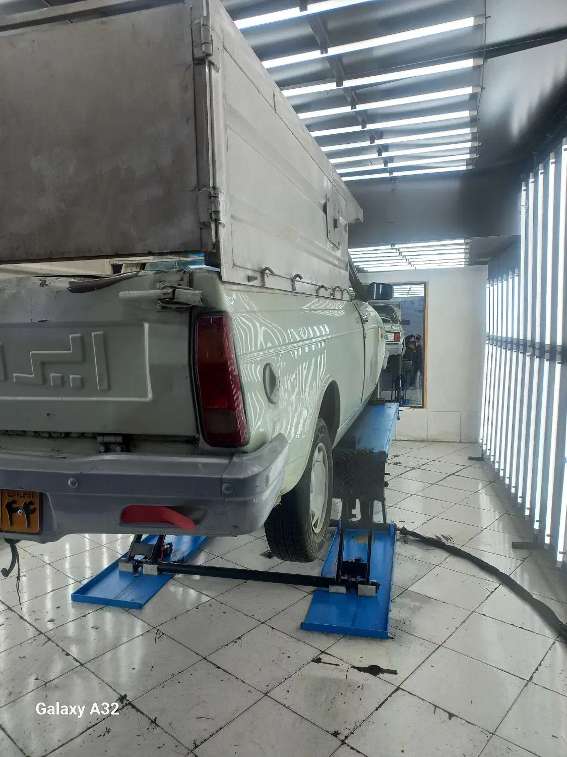 پیکان وانت مدل ۹۳|خودرو سواری و وانت|تهران, فلسطین (میدان انقلاب)|دیوار