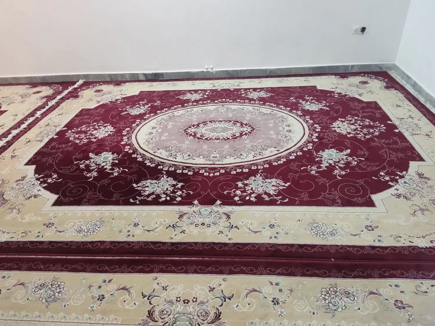 فرش دوازده متری|فرش|بروجرد, |دیوار