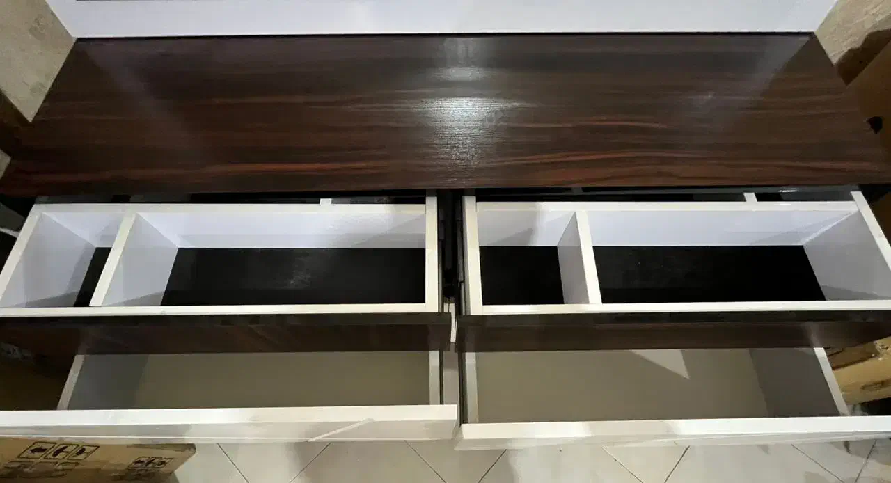 میز کنسول و آرایش|بوفه، ویترین، کنسول|اندیشه, شهرک صدف|دیوار