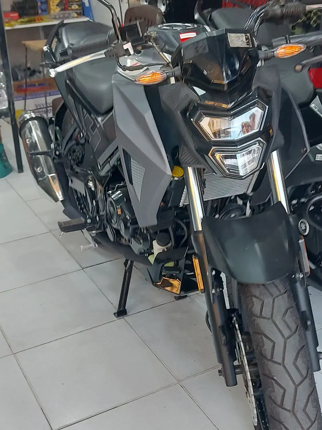 na مدل ۴۰۳ خشک|موتورسیکلت|کرج, ساسانی (قلمستان)|دیوار