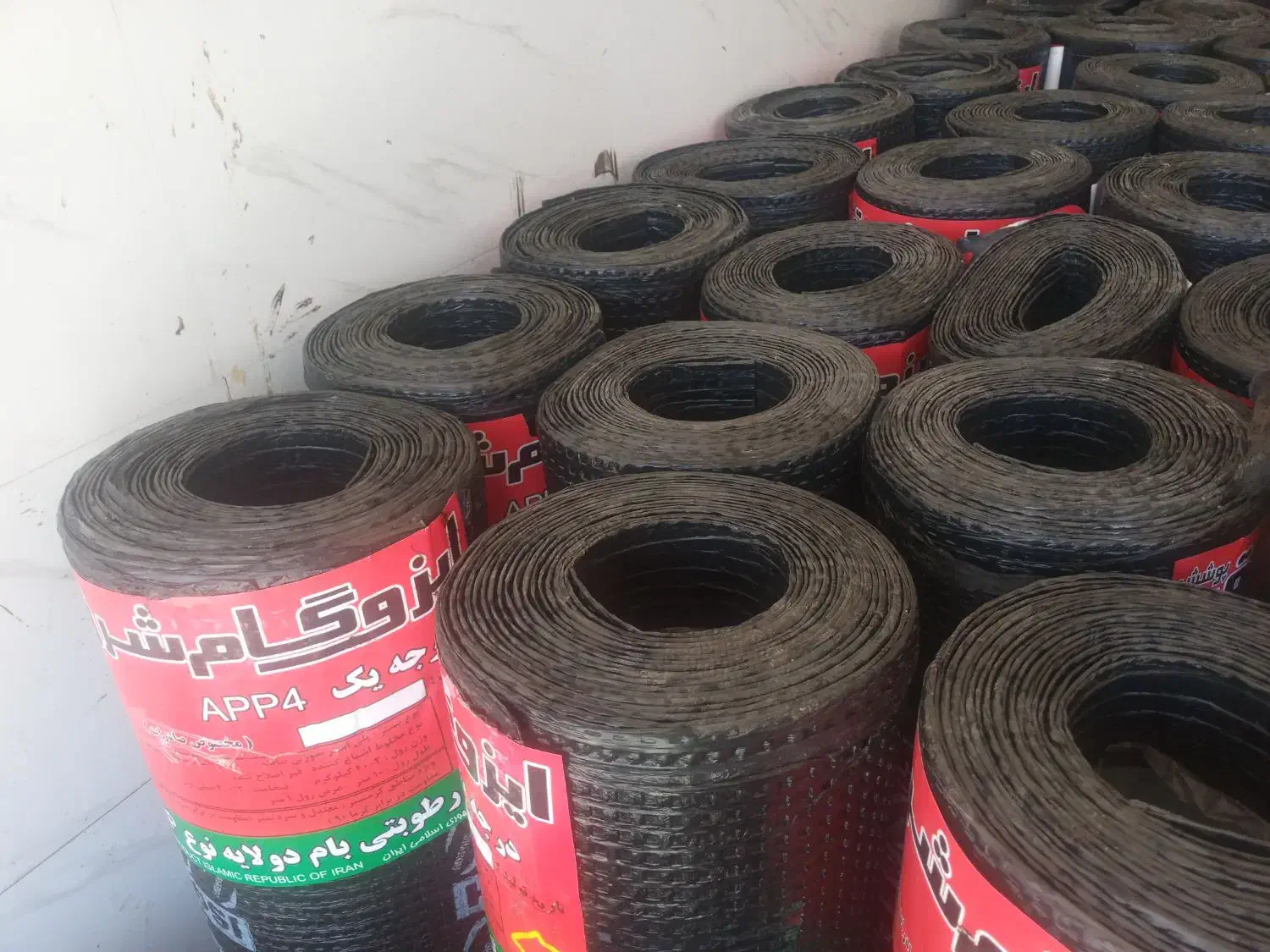 ایزوگام دلیجان رضایی در ساوه تضمینی|مصالح و تجهیزات ساختمان|ساوه, |دیوار