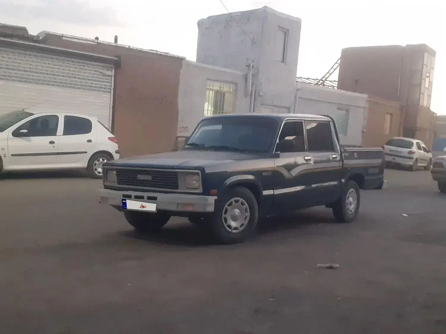 وانت مزدا دو کابین2000|خودرو سواری و وانت|سبزوار, چهارراه فرودگاه|دیوار