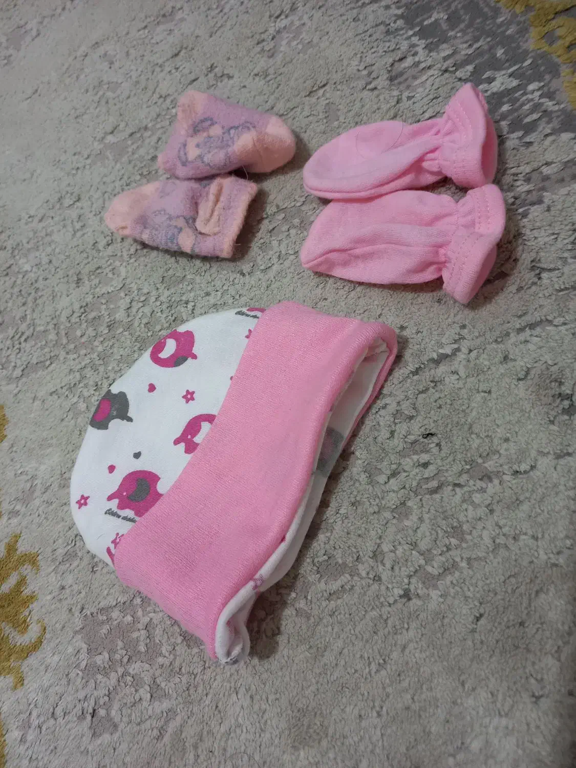 هدیه گیر پسرم اومد اینا دیگه اسفتاده نشدن|کفش و لباس بچه|یاسوج, |دیوار