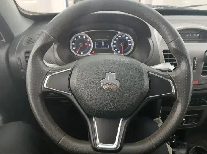 کوییک اس(توضیحات نگاه کنید)|خودرو سواری و وانت|همدان, |دیوار