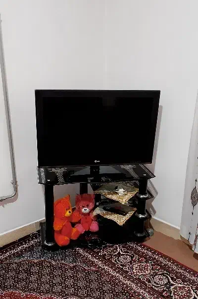 تلوزیون 32اینج ال سی دی 10،000،000تومان|تلویزیون و پروژکتور|سقز, |دیوار