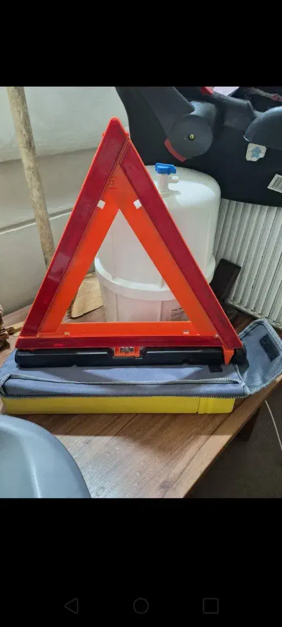 رادیاتور، پتک، کپسول آتش‌نشانی،حمل کننده نوزاد|حراج|فولادشهر, B4|دیوار